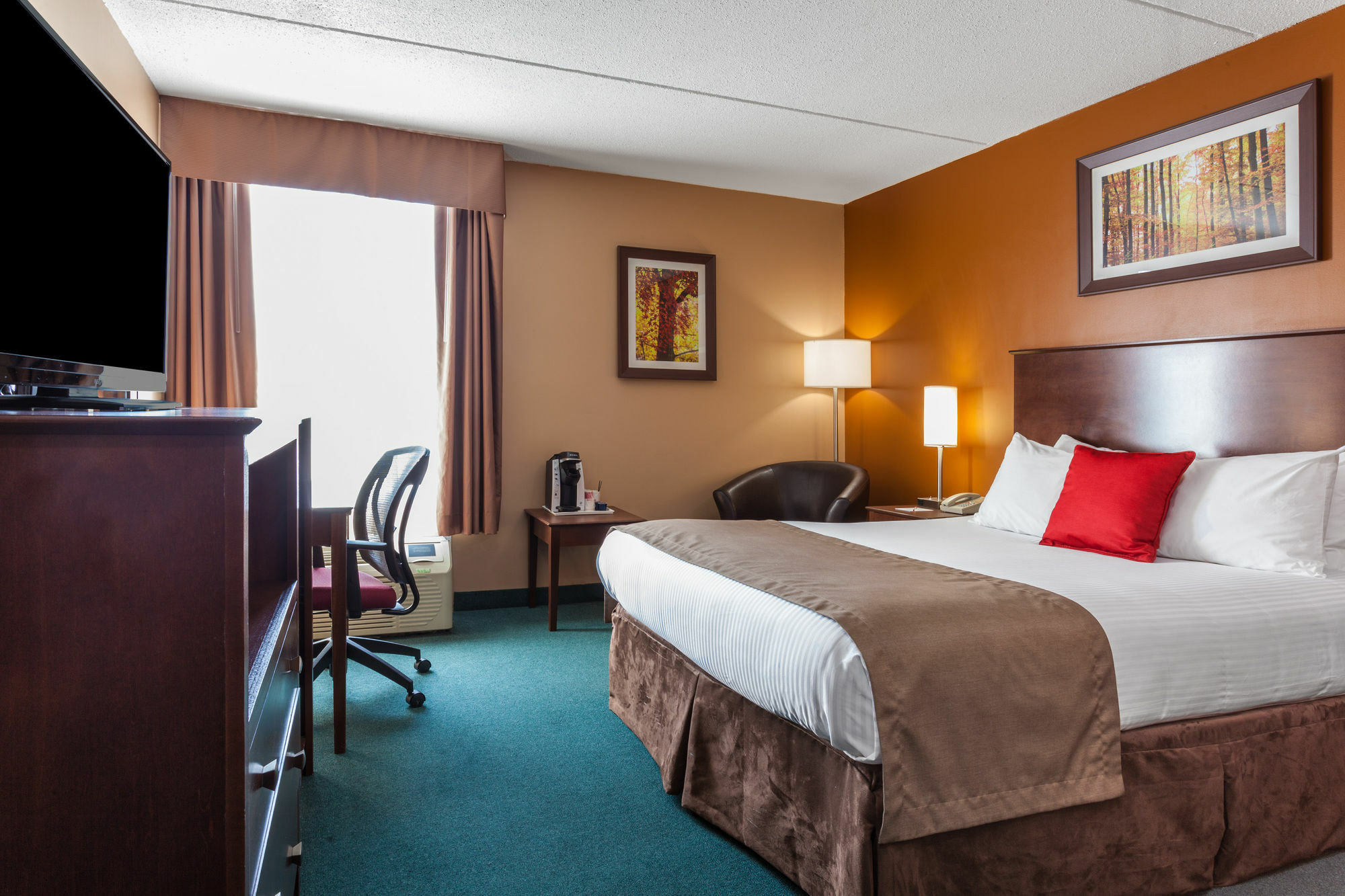 Hotel Ramada By Wyndham Timmins Exterior foto